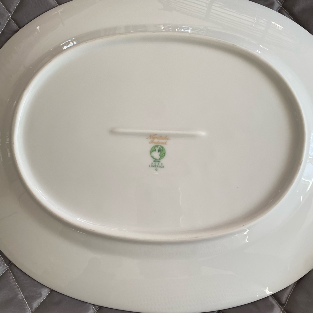 Elegant Floral Oval Platter - Picture 3 of 4